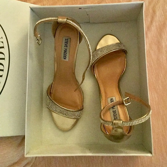 Steve Madden rose gold heels - Picture 3 of 3